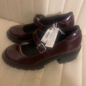 NWT Maroon Chunky Heel Mary Jane Shoes